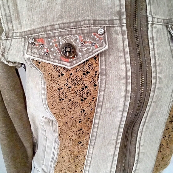 MISS ME SMALL OLIVE GREEN DENIM JACKET WITH HOODY - Picture 4 of 12